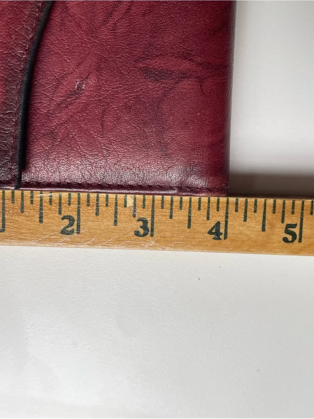 Buxton Women’s Burgundy Leather Envelope Wallet Embossed Logo Gold Hardware